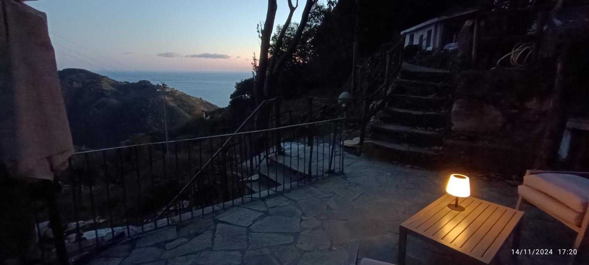 La Quiete Accesa Vernazza